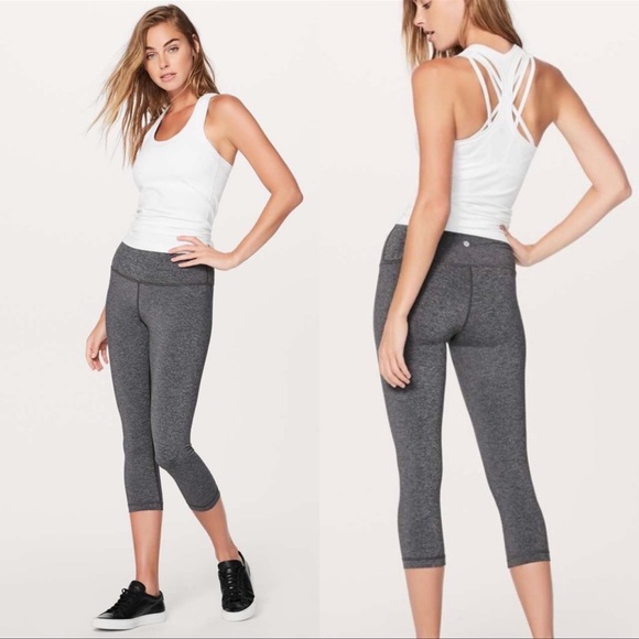 lululemon athletica Pants - Lululemon Wunder Under Crop (Hi-Rise) *Luxtreme 21” in Heathered Black